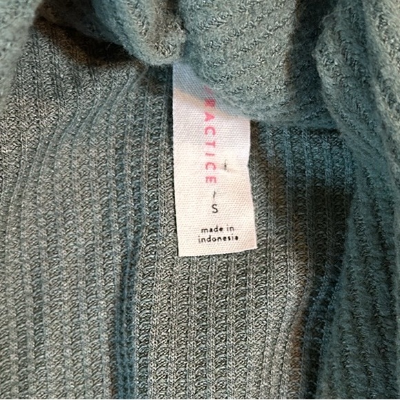 Anthropologie Green Cross Front Waffle Knit Long Sleeve - Picture 3 of 6